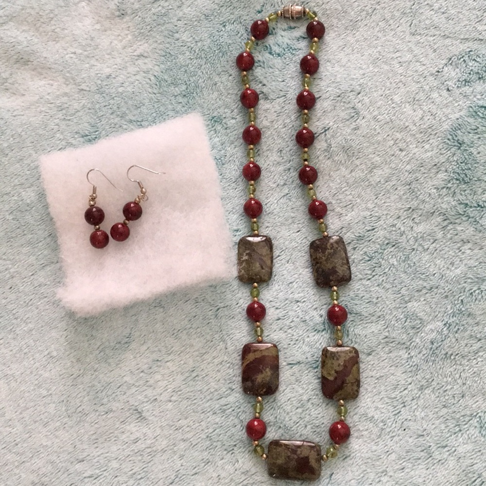 Hand made necklaces and pierce earring